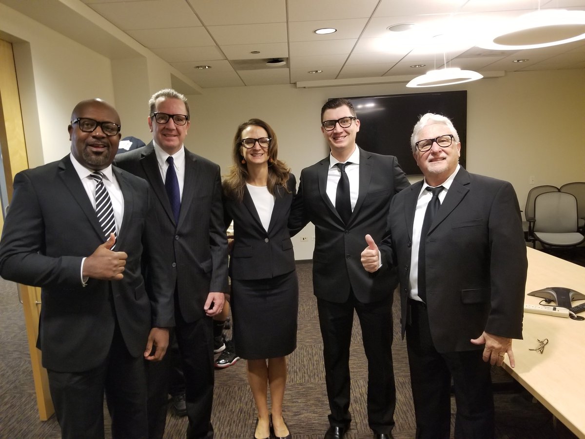 PhilKay_'s tweet image. Sprint Halloween: Business Pauls!