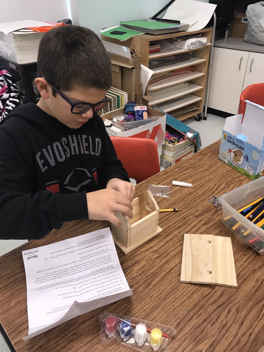 Miller15Audra's tweet photo. PBL- Woodworking! Arts Everywhere @Kuhrteous @clarisarichie @WFISDFineArts @WFISDschools @DonnaDompa https://t.co/0wLlyCXXSR