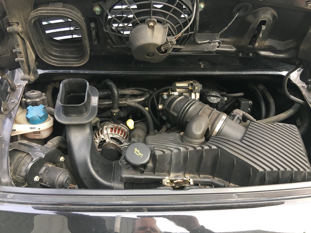 perfectionvalet's tweet photo. Engine done. @AdamTowler @RPMTechnik @evomagazine #evofastfleet https://t.co/xLT0BY4Gxg