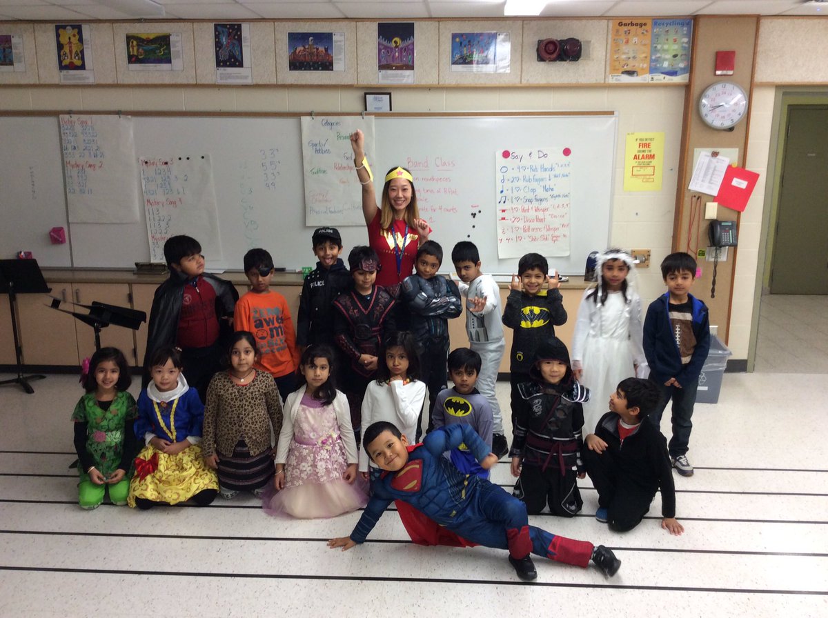 MsCho1A's tweet photo. Happy Halloween Bobcats!!!! @RBPSBobcats https://t.co/2lIepRSRtn