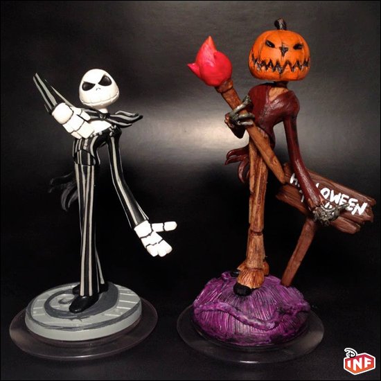 DisInfinityFans's tweet photo. a classic #DisneyInfinity happy #Halloween #DisneyInfinityFans ... @JohnVignocchi @BunkerJeff @felixbrownSLC @StudioGobo https://t.co/OYUHztH5ks