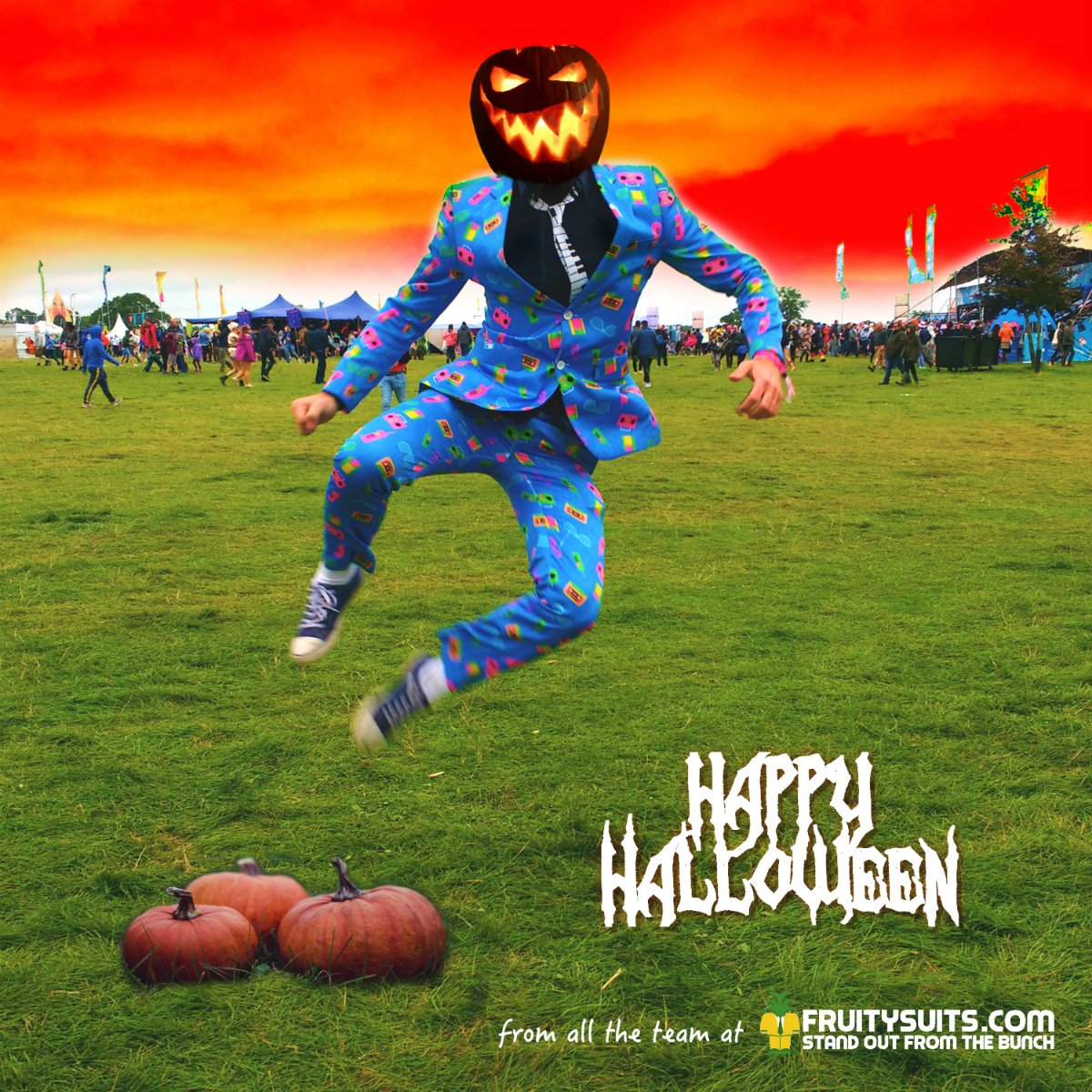 fruitysuits's tweet photo. Happy Halloween to all!!! Retweet if you're dressing up this year!!! 
#halloween #pumpkin #trickortreat #fruitysuits #bonfire #costume https://t.co/92IzSx1Lbt