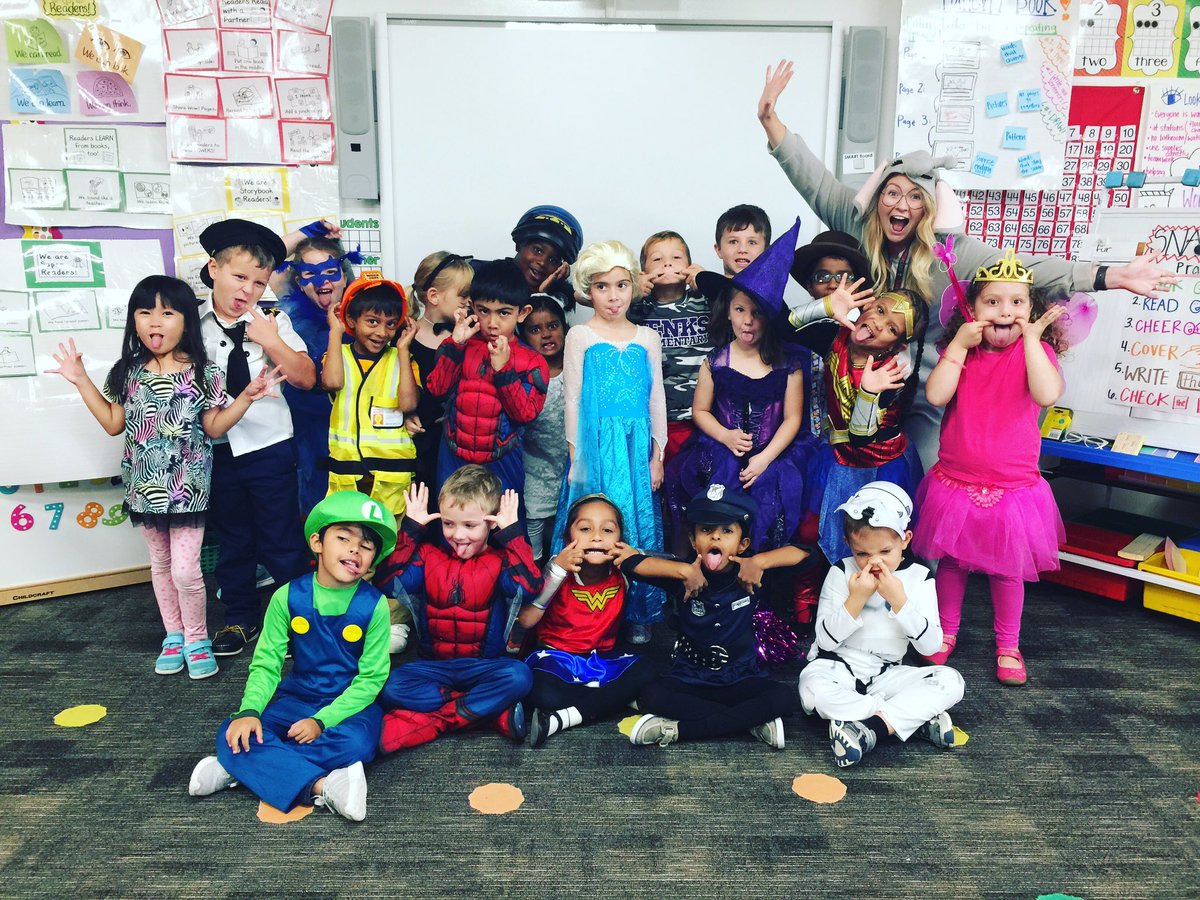 MrsChristalMJE's tweet photo. We Loved our book character parade!!!! https://t.co/W6wOZRepn4