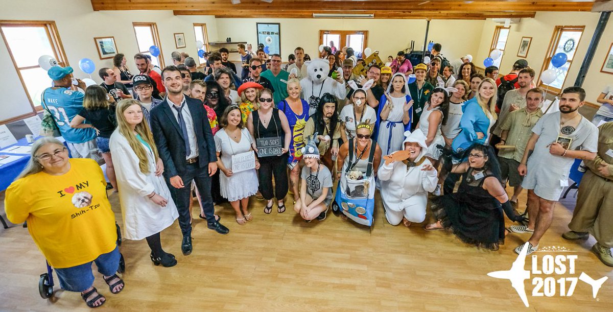 TheLOSTCon's tweet photo. Happy Halloween! 👻 We celebrated a bit early at Dharmaville during #LOST2017 with our LOST-themed costume contest! Photo by @theexiffiles https://t.co/mtUqO9ClG0