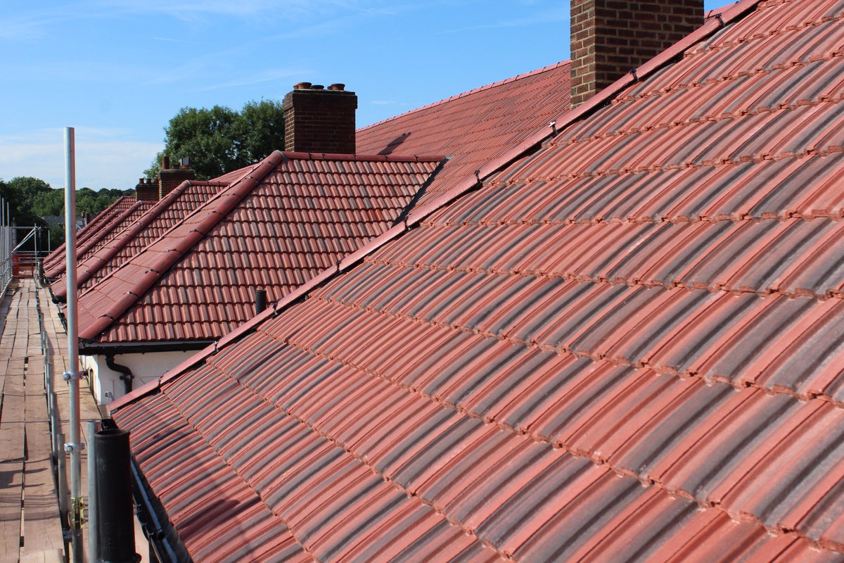 One of our big projects completed in summer 2017
Elder Gardens in Gipsy Road SE27
Quality work ... happy costumers !