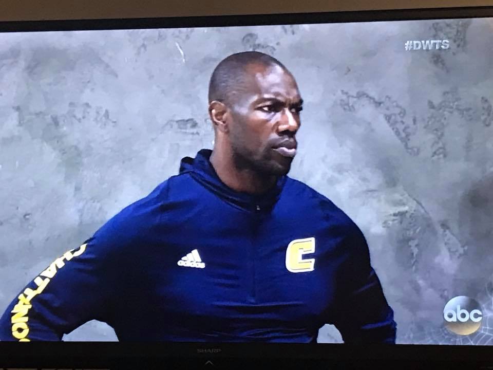 UTChattanooga's tweet photo. We see you @terrellowens #ReppinTheC on #DWTS #Halloween episode last night! (Photo cred: Lacey Yerbey Williams) #GoMocs 🐦 https://t.co/dQYNUFSBr0
