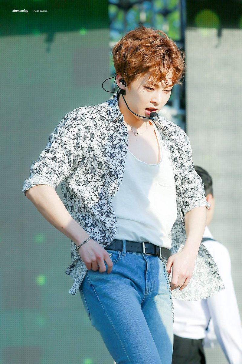 xiumonday0326's tweet photo. λ λΆμ
¨λ μ μ£Όμ νμ΄βοΈ
#1YearsWithCBX
#μ²Έλ°±μ1λ
μκΈ°λ‘
https://t.co/JzSsQ6hpHy
https://t.co/hEAzRO8GPL https://t.co/QwzMH11zxP