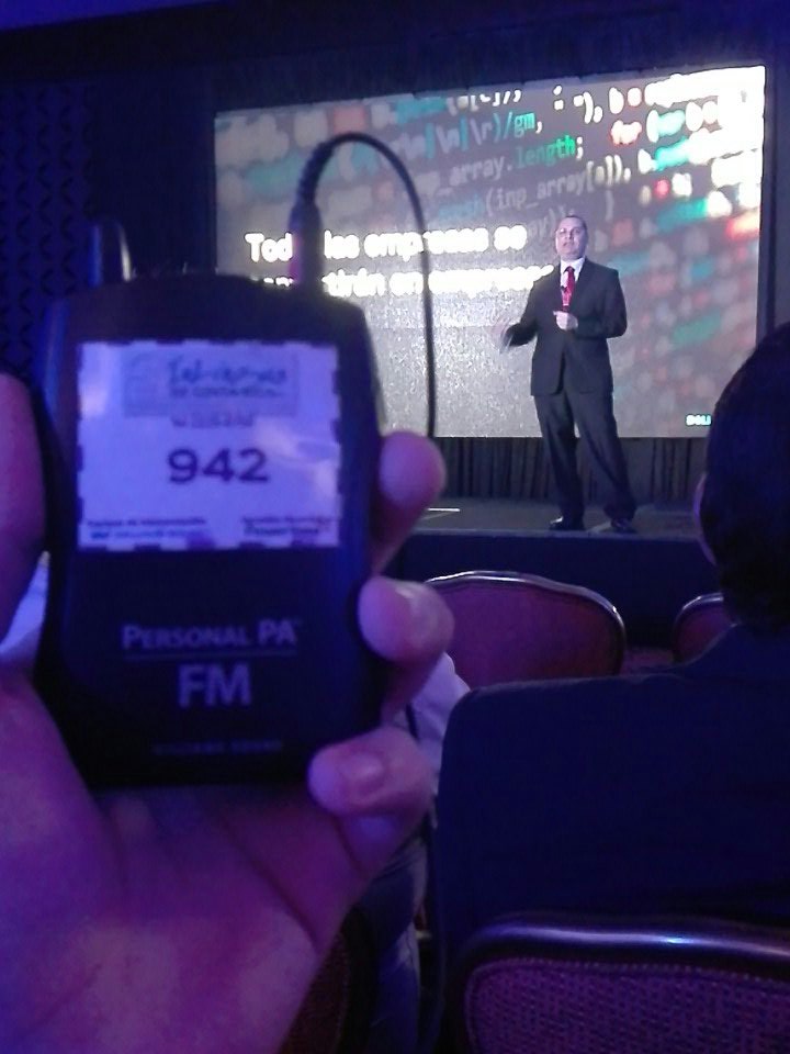 ChuzLml's tweet photo. #DellEMCForum #defunplugged #dellemclatam innova al escuchar, innova al aprender https://t.co/dlVlob7G37