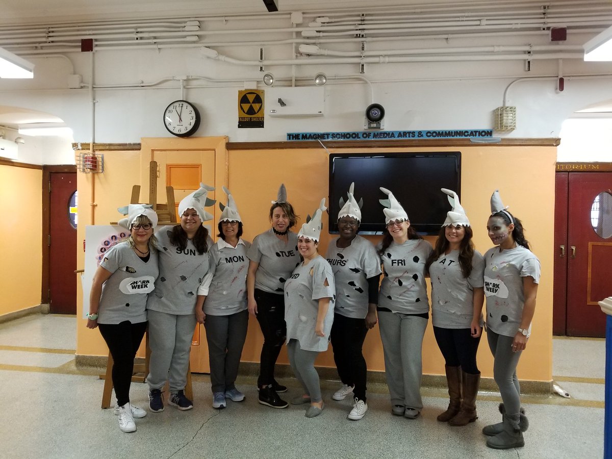 Tatum822's tweet photo. #ps100pride #sharkweek #halloween2017 https://t.co/VidqIsUm31