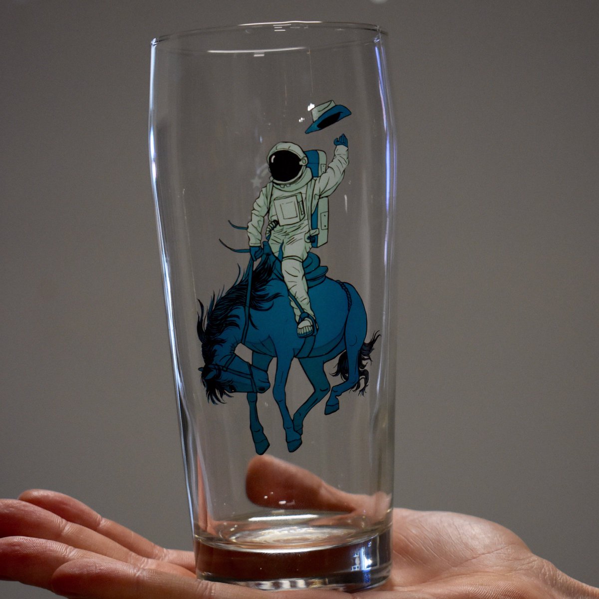 CollectiveBrew's tweet photo. We heard you! Limited-edition artist glassware is now available in our brewery store + online shop. #artplusbrewing https://t.co/y32xBscUFn https://t.co/T4hrUYbXjJ