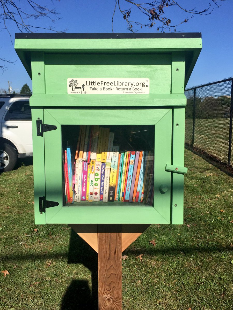 jfshields7's tweet photo. Check out @norwoodtigers's new Little Free Library! #commschool #GrrreatNESs https://t.co/G7GggHRi2y