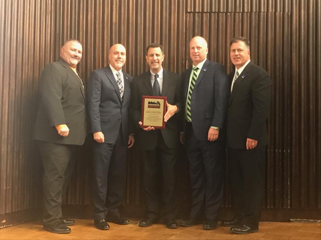 AnthonyNota2's tweet photo. @MHSDA Board of Directors present special award to @Steve Crimmando after another stellar presentation . Thanks to Steve for all his support https://t.co/iMtybxHI13