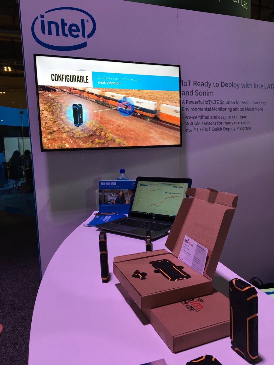 karentruitt's tweet photo. Showcasing our new device at #ATTBizSummit  #intel #sonim #xpi https://t.co/tF0fMd6vfZ