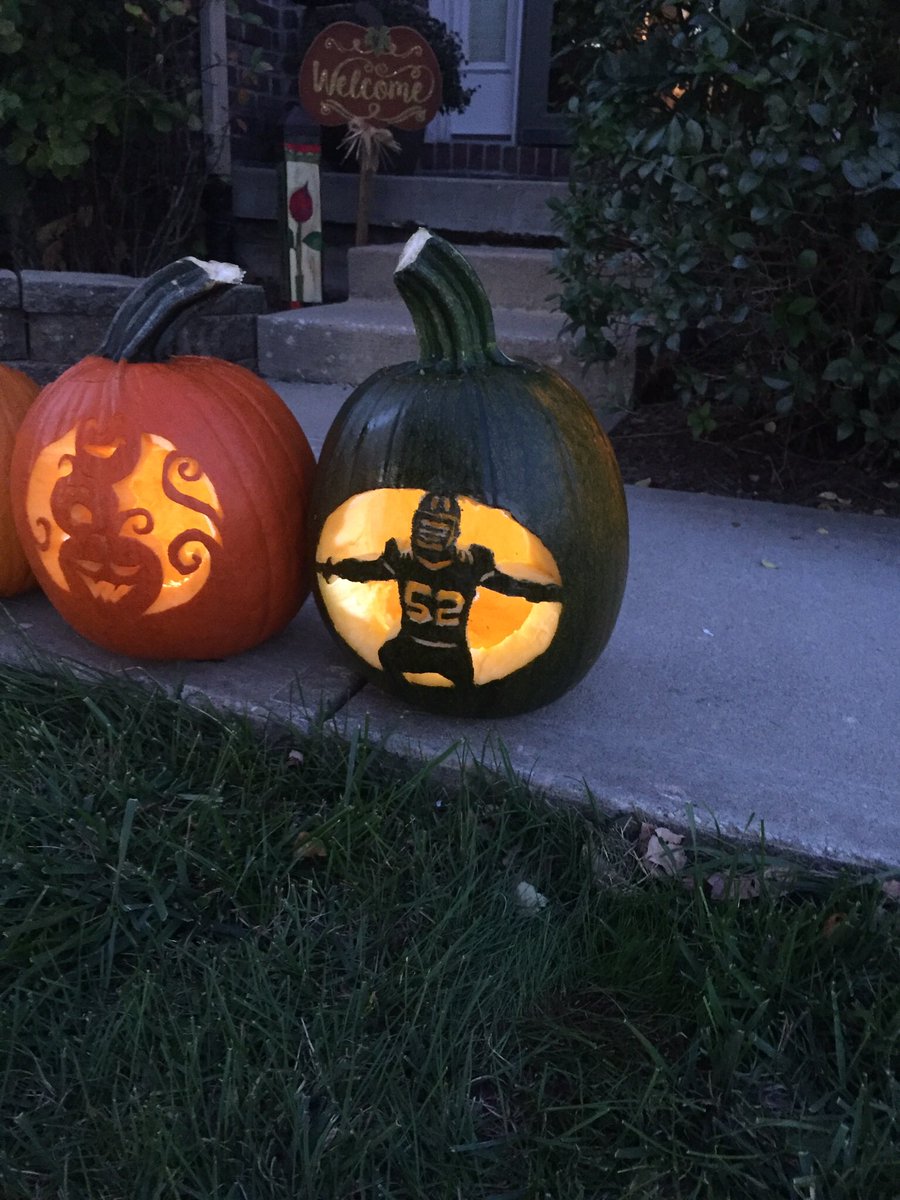 HoosierKrause's tweet photo. @packers @ClayMatthews52 #PackersPumpkin https://t.co/xqGcZobuni