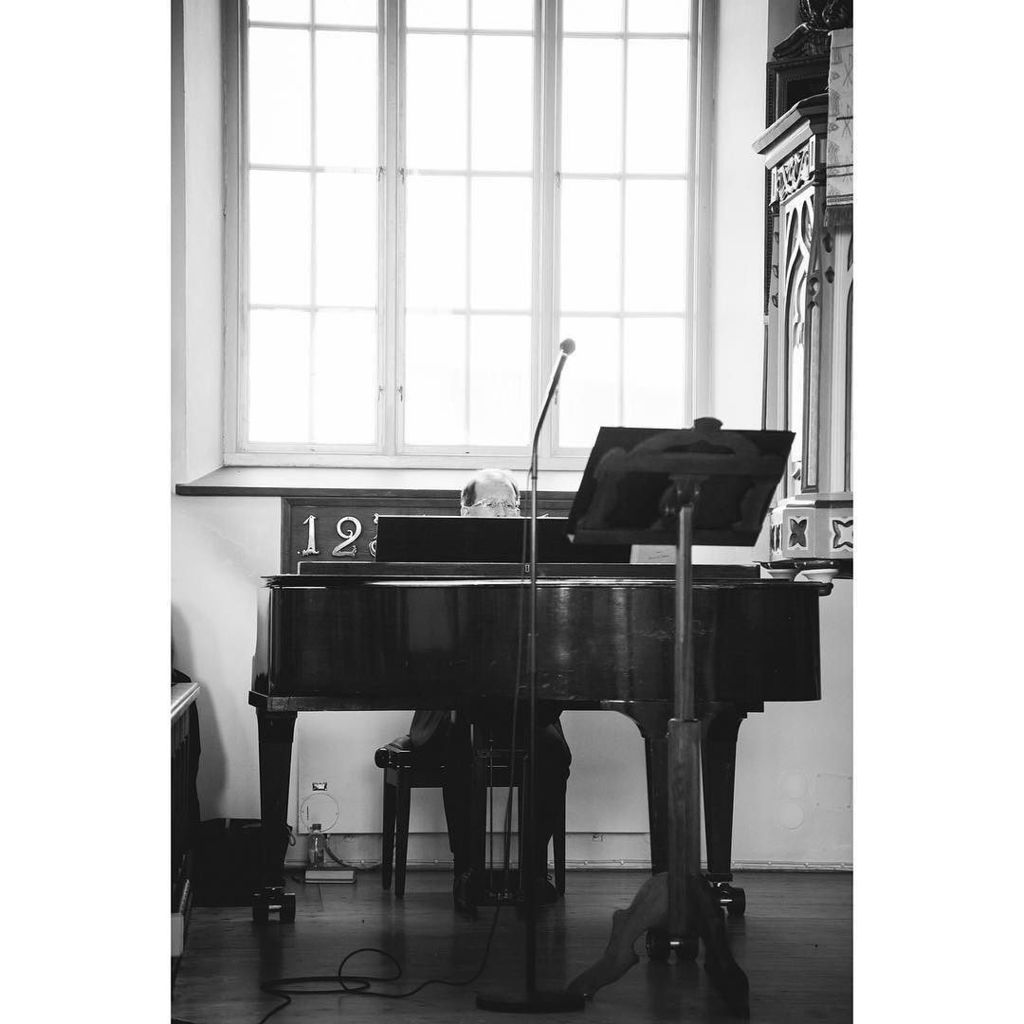 moa_thorneby's tweet photo. 🎵 #7two9 #weddingphotography #sweden #wedding #style #contrast #love #colombianwedding #skånebröllop #torekov #bröllopsfotograf https://t.co/0ChPgnARVM