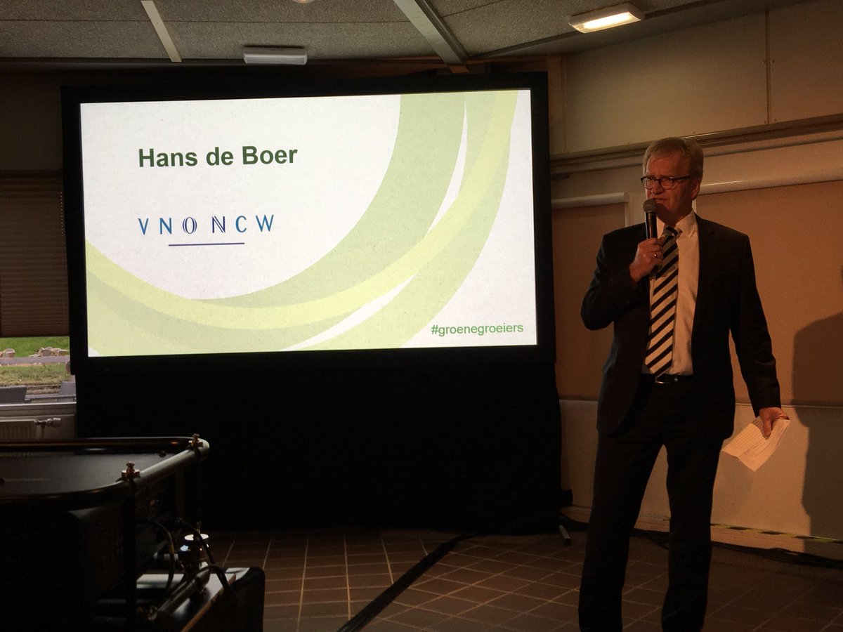 Met het project Groene Cirkels op bezoek bij HEINEKEN waar over een duurzame economie en slimme logistiek gesproken wordt @groenegroeiers