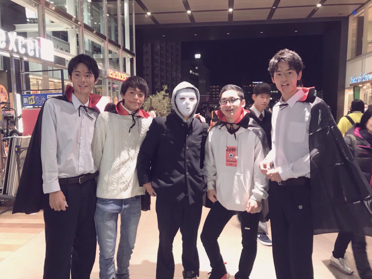 ramu9101's tweet photo. ハッピーハロウィン🎃
みんな写真送ってね🤳 https://t.co/9Hh7G3I1Nd