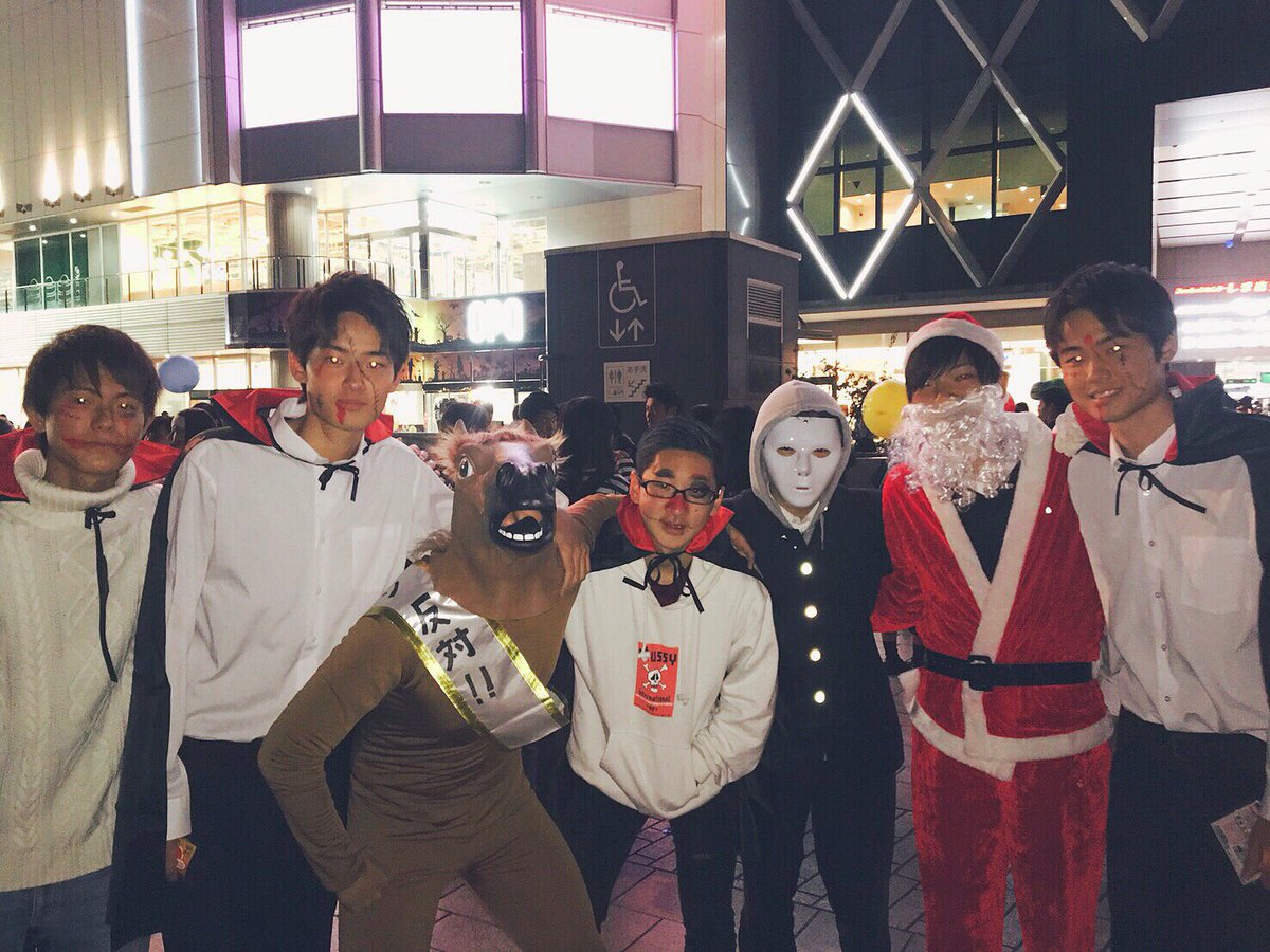 ramu9101's tweet photo. ハッピーハロウィン🎃
みんな写真送ってね🤳 https://t.co/9Hh7G3I1Nd