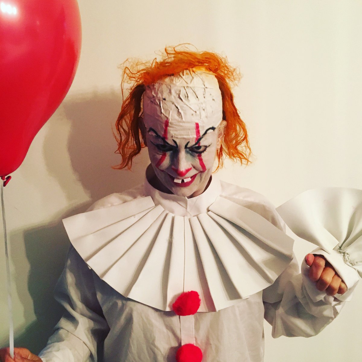 daddiesmumpet's tweet photo. @Legal4Landlords #HalloweenCostume #Halloween2017 My Pennywise costume, do you like IT? https://t.co/cN4J90ueVE