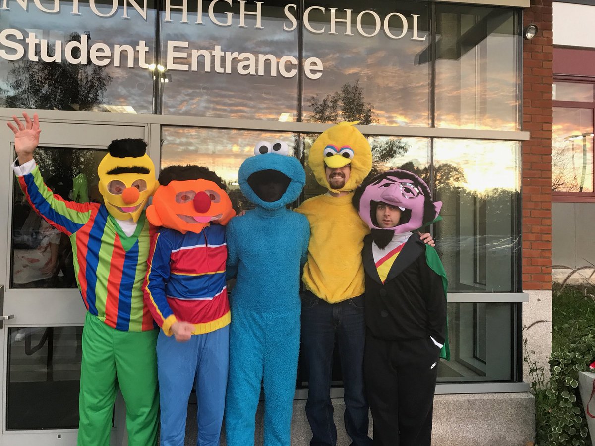 1FarmingtonHS's tweet photo. Happy Halloween from FHS! https://t.co/5QfcZYTKAp
