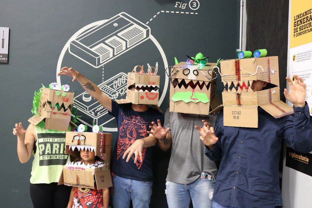 ParqueExplora's tweet photo. 🧟Hoy en @Exploratoriomed haremos elementos terroríficos para la noche de #Hacklloween. Inicio: 2:00 p.m. > 8 años.
https://t.co/k6zcqFZ6ZY https://t.co/If9kYPp5mR