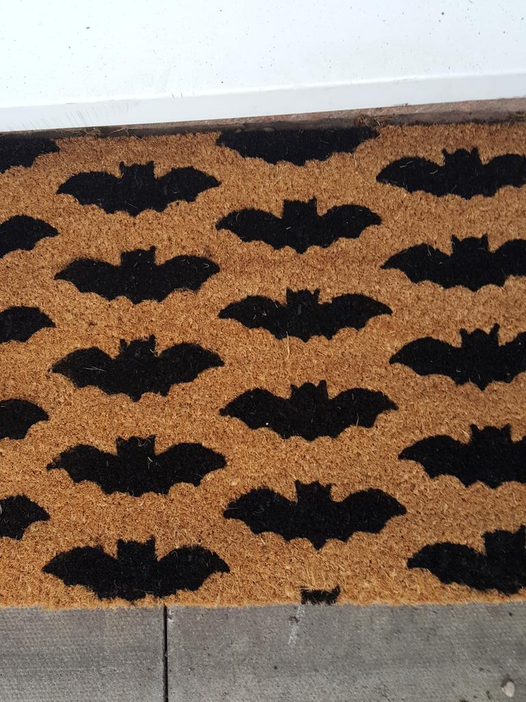 angelicus73's tweet photo. My new bargain #bat mat from @TheRangeUK ยฃ2.50. What every #batworker needs in their life @_BCT_ @NottsBatGroup https://t.co/Jato35lHrc