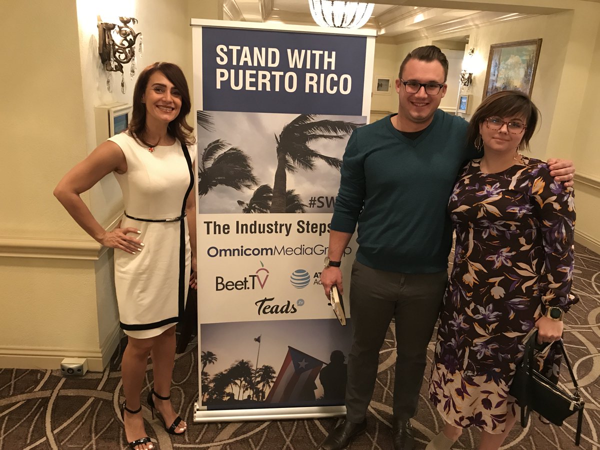 AWESOME PEEPS: <a href="/RedCross/">American Red Cross</a>  (l.) and #ViequesLove founders in Miami for Stand w/ #PUERTORICO #SWPR launch -  thanks <a href="/OmnicomMediaGrp/">Omnicom Media Group</a>