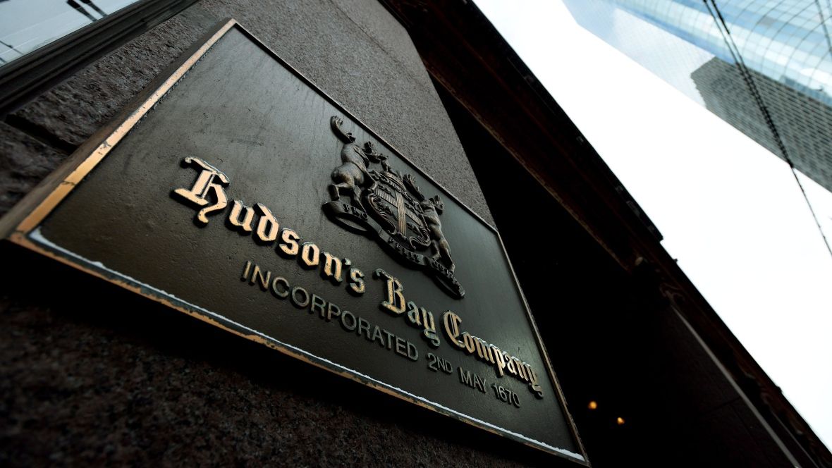 CBCNews's tweet photo. Hudson's Bay is looking to sell its flagship store in downtown Vancouver. https://t.co/6hgeKHS6Uw https://t.co/gUOyF0Bxd9