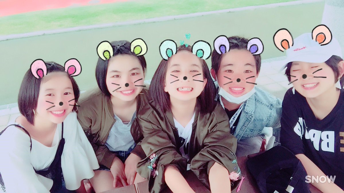amuro_namie_n_n's tweet photo. COGM🐻1st Anniversary♡
2016.11.1~2017.11.1😬
この8人でいたら食べて笑っての繰り返し💓
お菓子大量買いして♡写メとりまくって♡
1年早かった!笑また集まろね😍
ずっと続きますよう🌟
#COGM
※消しちゃったからやり直し https://t.co/SnZTafEjdN