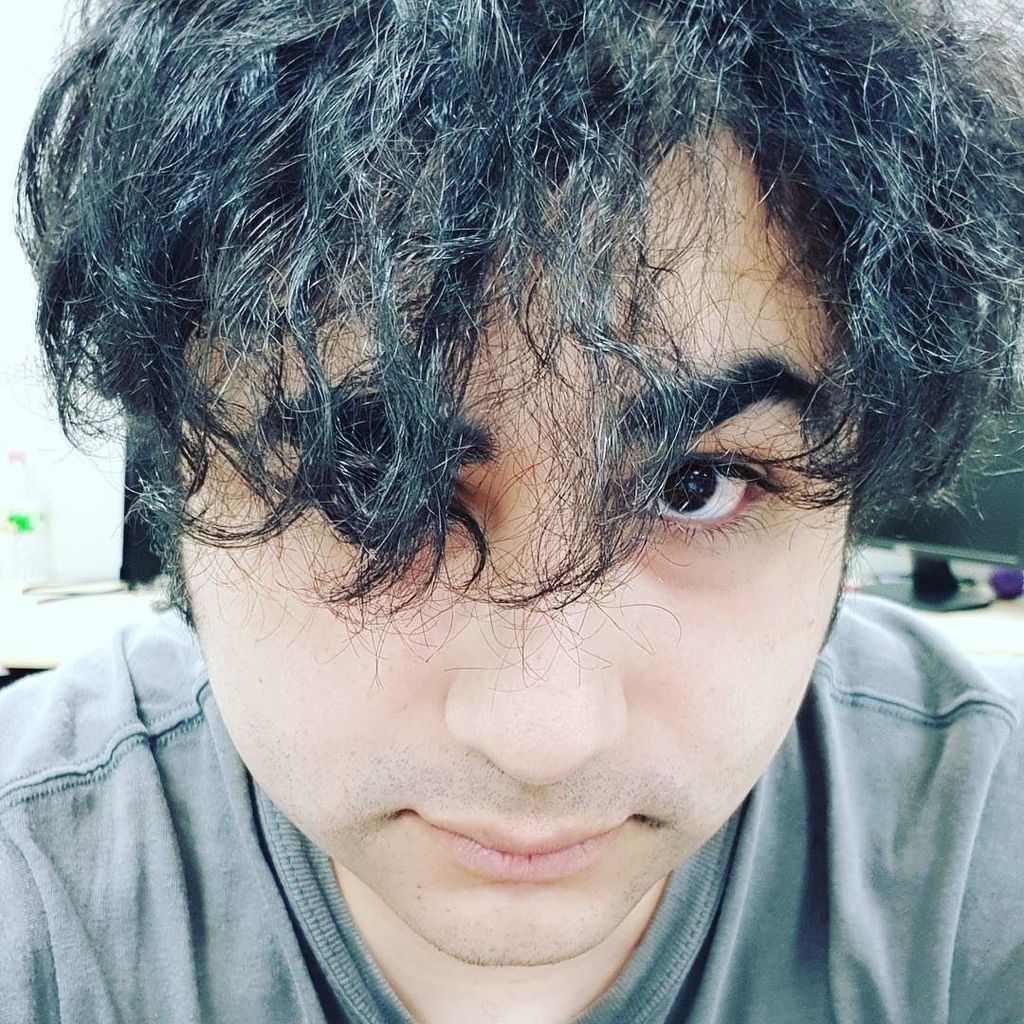 lainsilk's tweet photo. #babyface !! Y creo que necesito un corte de cabello xD .. A si.. También me #rasure mal.. Y por supuesto que tengo #sueño  xD https://t.co/UvqYsPQT0x