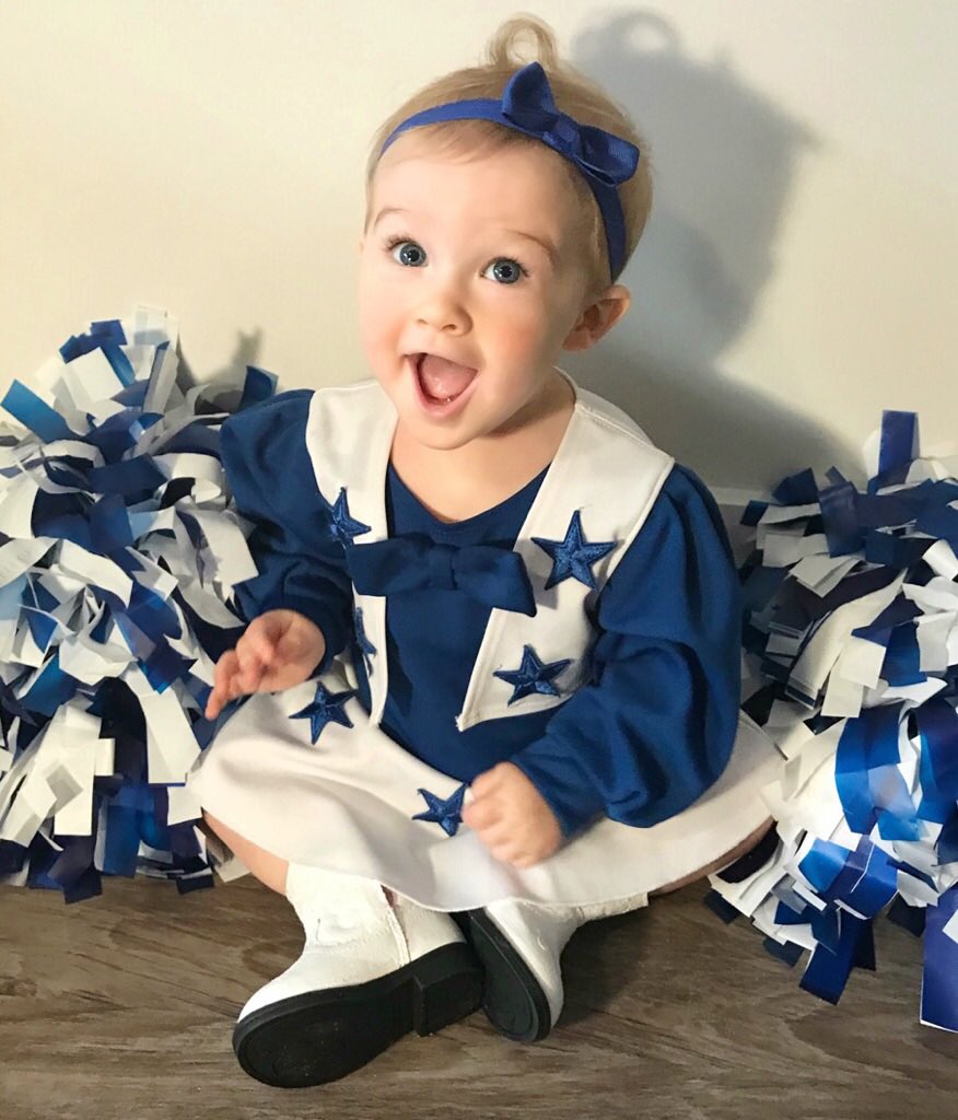 DCC_Savannah's tweet photo. How cute is my little nieceโs Halloween costume!? #futuredcc #happyhalloween https://t.co/CZEYsNe8I1