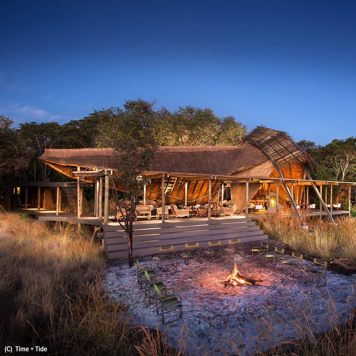 Experience the extraordinary landscape of #LiuwaPlain NP in Zambia with  <a href="/TimeTideAfrica/">Time + Tide Africa</a> luxury #KingLewanika Lodge timeandtideafrica.com/camp/king-lewa…
