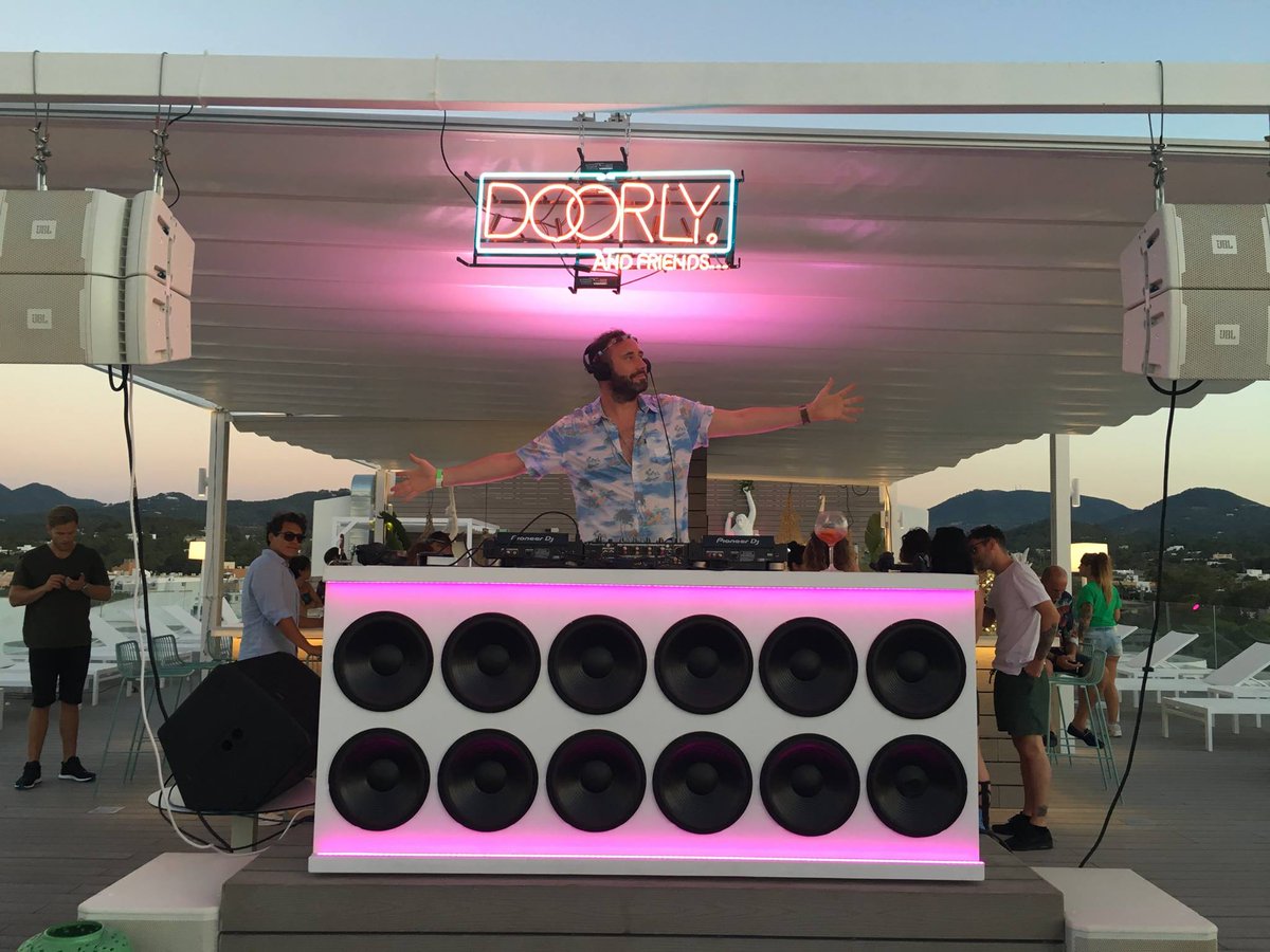 THIS SATURDAY: We have Doorly coming from the UK to celebrate 4 years of BINARY at Wonder Bar! Tix: bit.ly/BINARYdoorly