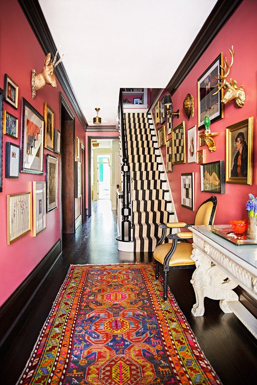 MiskasWood's tweet photo. What an ecclectic space! The dark #moulding really holds its own against all of that colour. #woodtrim https://t.co/1OCbV0S9c3 https://t.co/jU3Cpslp7N
