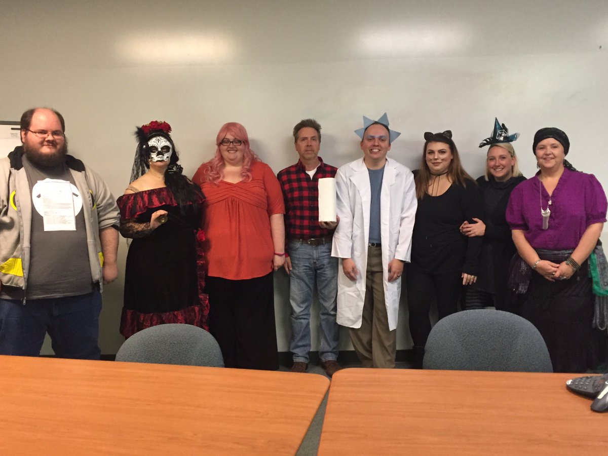 tenmastsoftware's tweet photo. Happy Halloween from all of us at Tenmast! https://t.co/J6JsJqy9eu