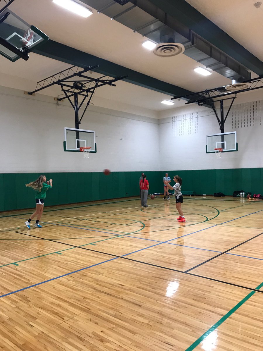 ModGirlsBBallLP's tweet image. Looking forward to the new season!