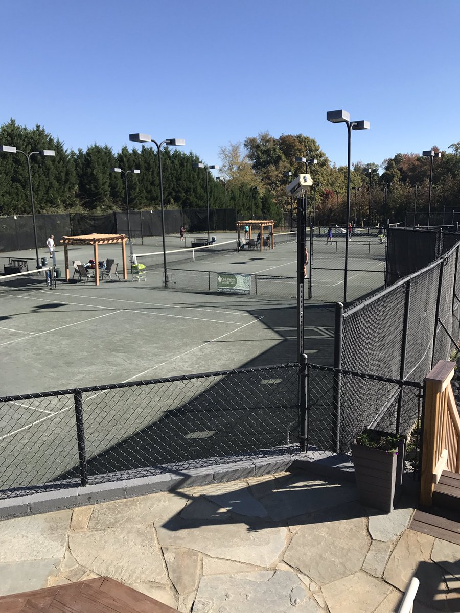 SouthernBabo's tweet photo. Thank you to Jeremy and staff for all the support. #babolatfamily is rocking in North Charlotte @northchsrlotteracquetclub https://t.co/EQAOfXviqG