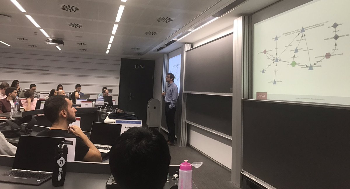 mcarricano's tweet photo. The power of #bigdata architectures and graph databases w/ J. Trill @Oracle @theESADEmba @ESADE #esadebigdata https://t.co/VxDQNrdKKr