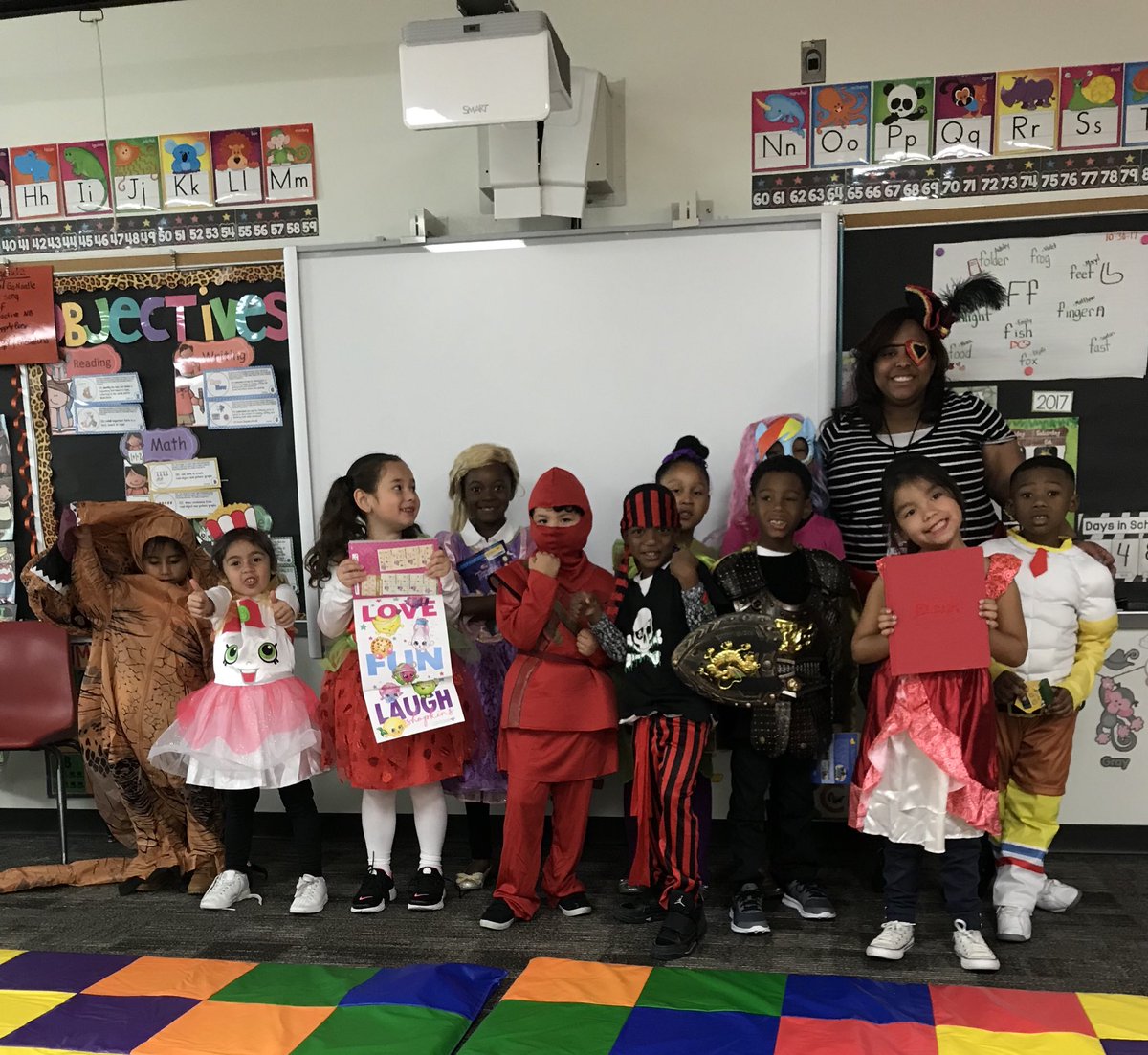 anitrabanks22's tweet photo. Literary Character Day! #kinderrocks #kinderreads #KinderWildLRE #LRENoFinishLine https://t.co/0WhAVSVwxe