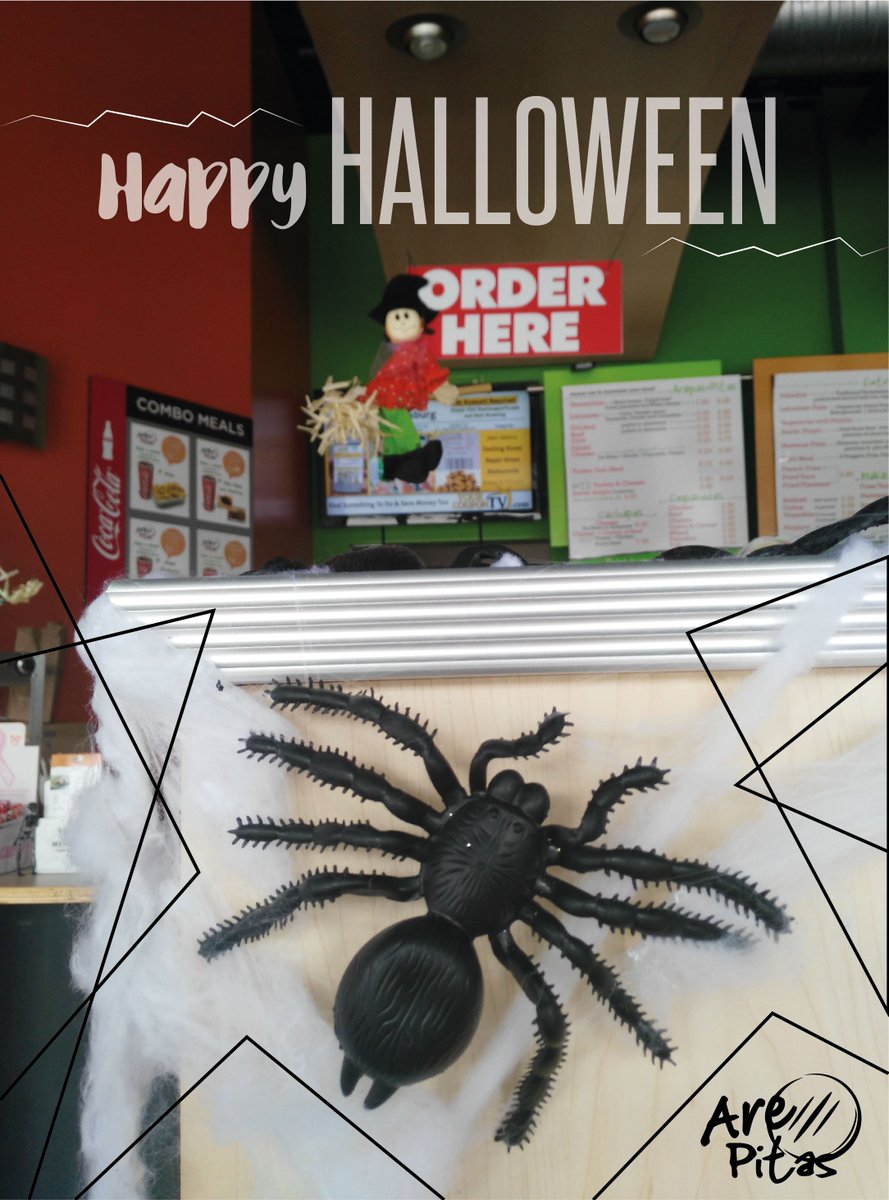 Are_Pitas's tweet photo. Happy Halloween!!!! Witches, ghosts and skeletons are welcome #Are_pitas https://t.co/UX1A2JLHU4