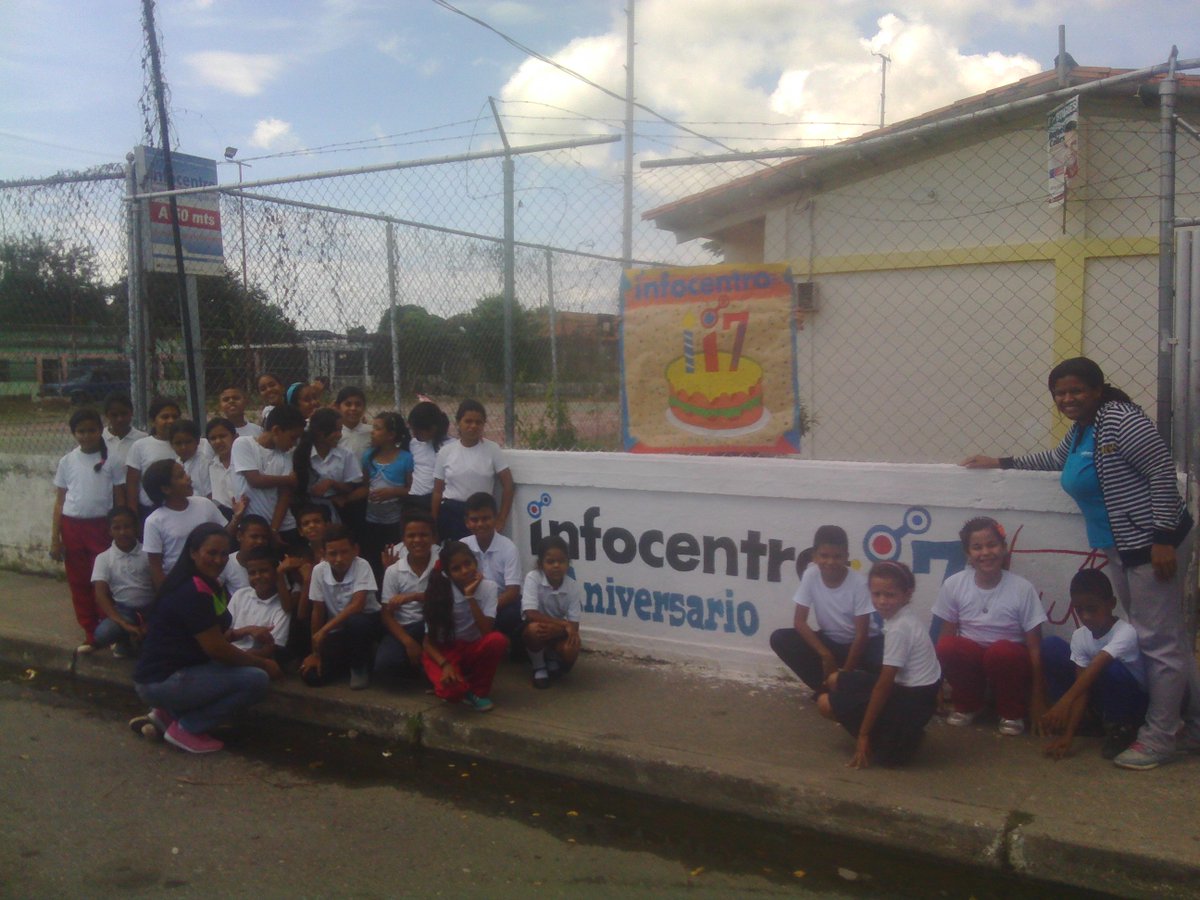 dpkeliz's tweet photo. #NoSeLoDigasANadie Continuamos con nuestras actividades formativas en el marco del 17 aniversario del proyecto Infocentro @jorgelyedra https://t.co/1LDXTqSc2g