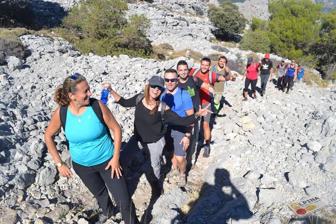 ALPINA_eotl's tweet photo. Ruta interp. subida al Simancón y Reloj (29/10/2017)
@cadizturismo @turismojerez @DestinoCadiz #ruta #ocio #sierradegrazalema #simancon https://t.co/WA9YyHgpi9
