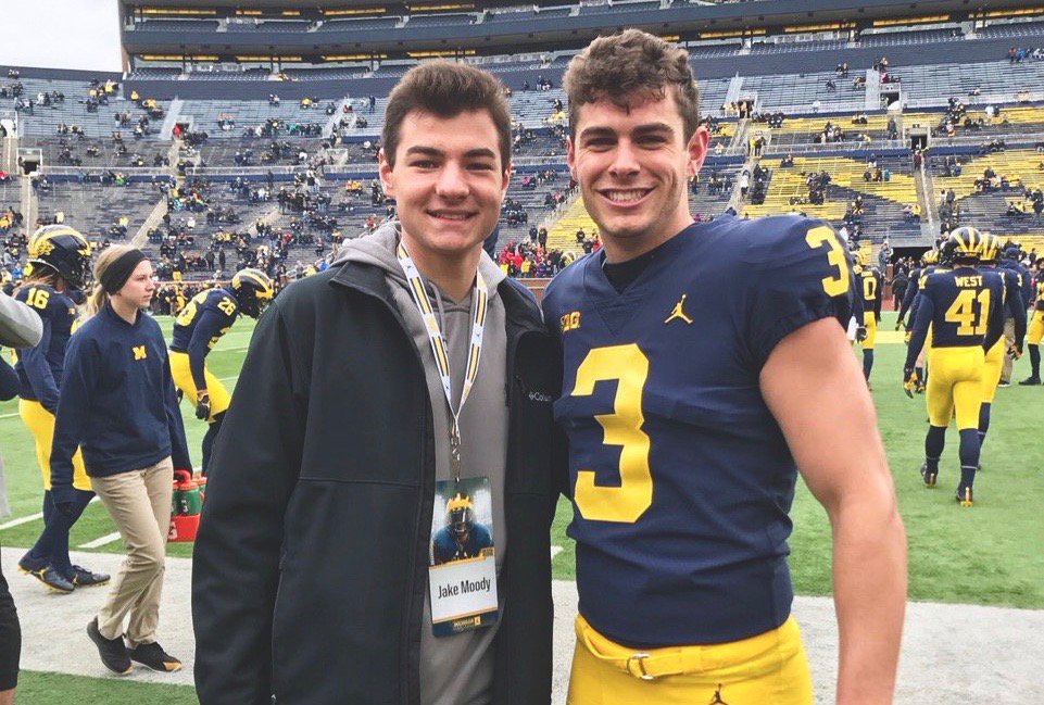 Evan Petzold tweet media