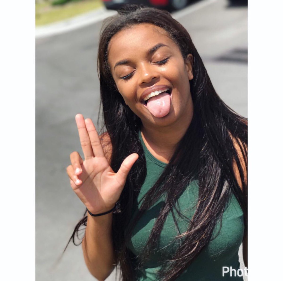 Jazzzzyy_'s tweet photo. Jazmyn Coleman 2KA El3ctrified Char!sma  #3 ⚡️
LimitE.D 🏥 SPR ‘17 
C11 ; The Hurricane Chapter 🌪❤️
#HA2RollCall #C11Hoe #C11MadeMe https://t.co/aHshDzAC1U