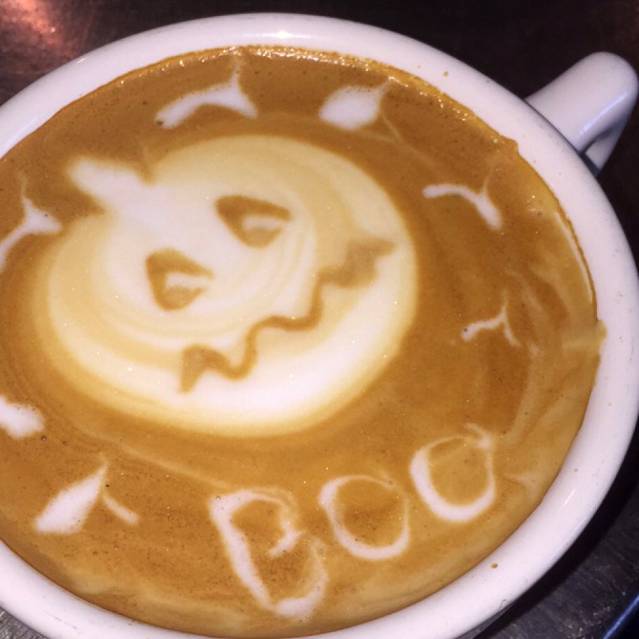 pondicheri's tweet photo. A treat for the daytime ghouls.  Happy Halloween!  🎃
#PondiHTX #locallyroasted @AmayaRoastingCo https://t.co/rQL7nsHg8C
