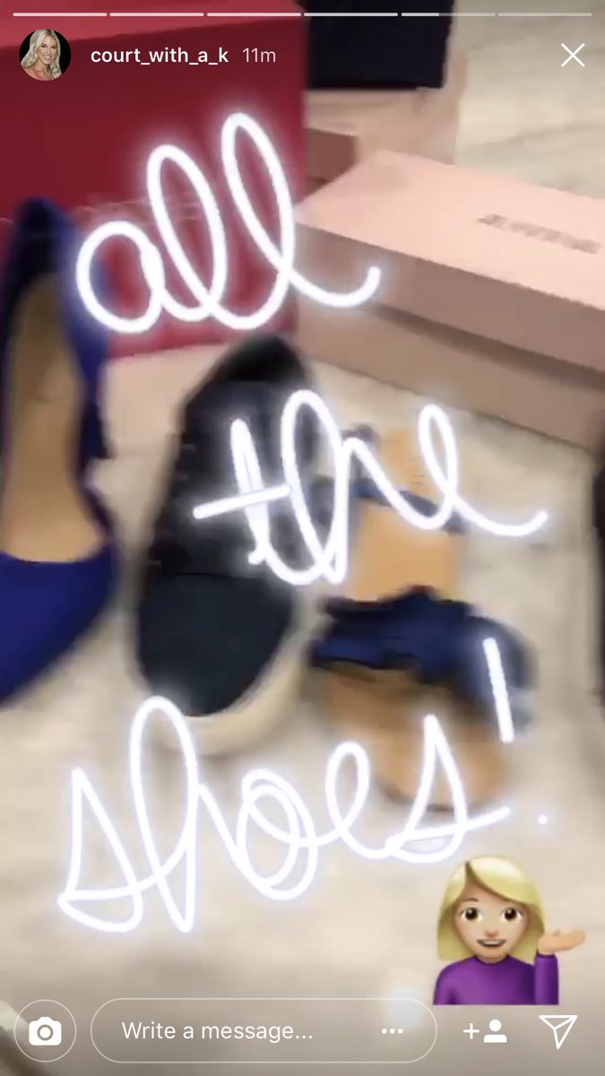 bricallado's tweet photo. guys. i sent justin turner's fiancé* hella blue shoes and she posted about it #PRlady #Dodgers 💙 https://t.co/FkLgab3Twx