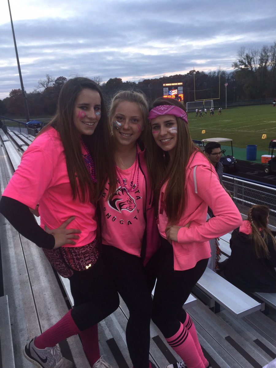 Ash_Stepaniak's tweet photo. Happy Birthday ladies!! I love you both to the moon and back 💛🎃 have a great day my loves 😻🎉💋💗 https://t.co/OcxLK77ygh