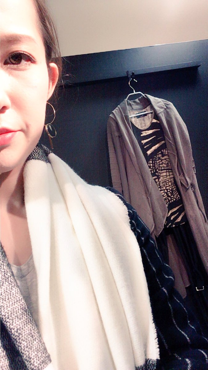 miku_GD22's tweet photo. 札幌はCafeがないのが残念だけど😫
ランダムのバッチ買ったけど大好きなHISASHIは当たらず💦本当HISASHI運無さすぎ😱いゃ、去年で一気に使っちゃったんだなきっと😭😭
まるでTERUファンみたいじゃないか😗
#GLAYLibCafe
#GLAY https://t.co/w2mDlTi6Jg