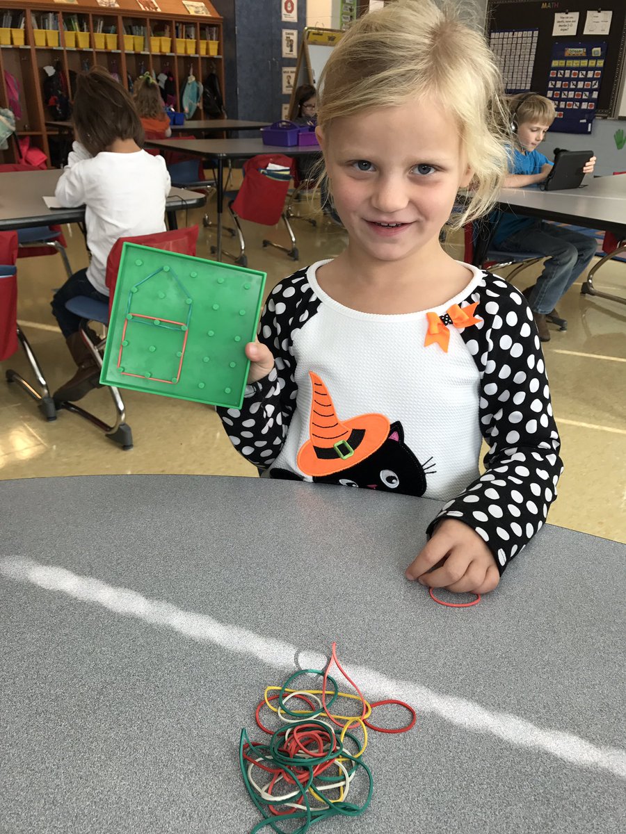 StPierreKinders's tweet photo. Using geoboards to make and combine shapes @WTBobcats https://t.co/gvDJtOcY6q