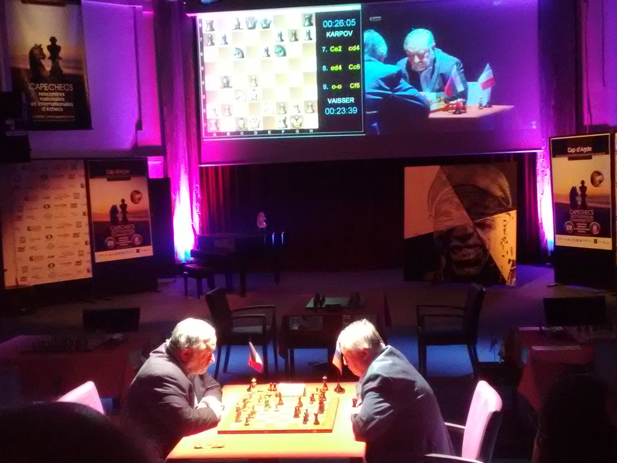 DiagonaleTV's tweet photo. Karpov - Vaisser c'est reparti au Cap d'Agde ! #échecs #chess #capechecs https://t.co/NnPL7vgYMd